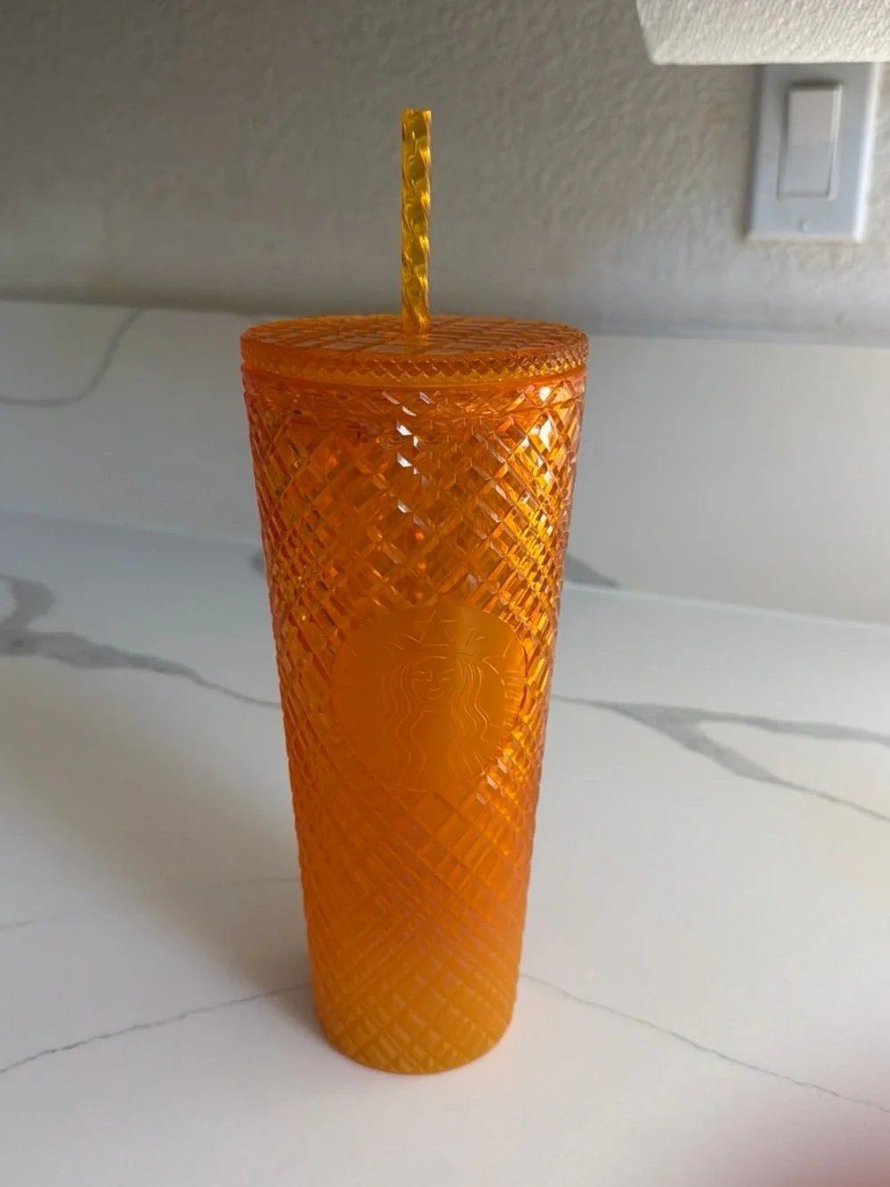 Starbucks Bright Orange Diamond-Texture Reusable Cup with Straw